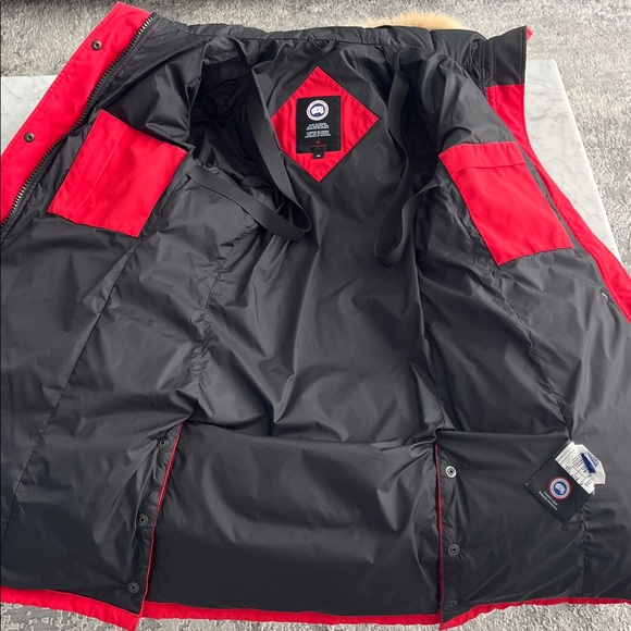 Canada Goose Red Shelburne Heritage Parka with Fur Hood - Picture 11 of 15